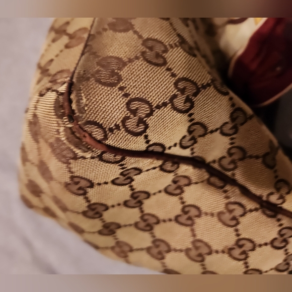 COPY - AUTHENTIC GUCCI MONOGRAM POSITANO TOTE - Picture 6 of 13